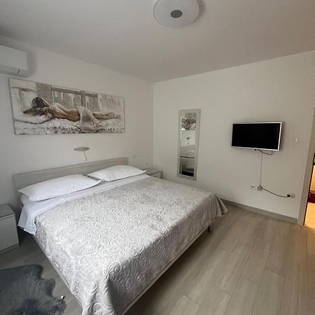 Apartman Tessa Vela Luka Dış mekan fotoğraf