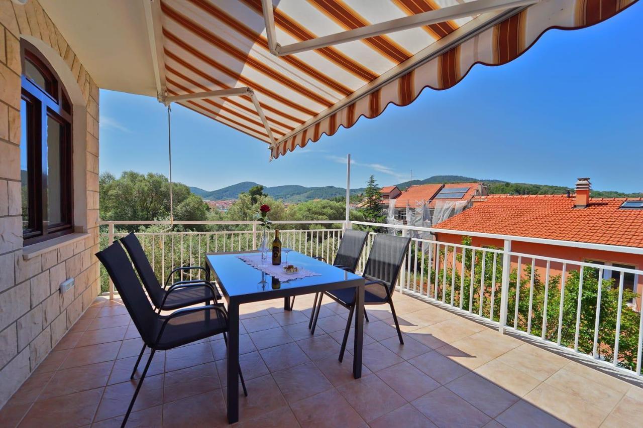 Apartman Tessa Vela Luka Dış mekan fotoğraf