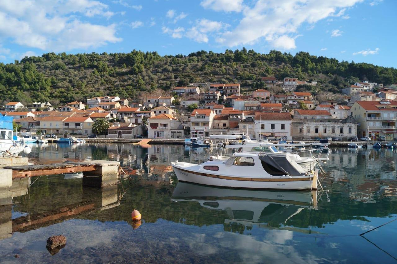 Apartman Tessa Vela Luka Dış mekan fotoğraf